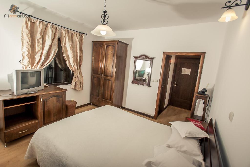 Hotel Ieremia Movila Sucevita Exterior photo